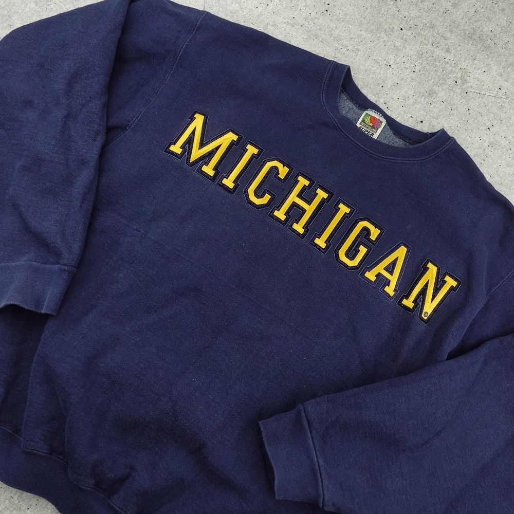 Y2K Fruit of the Loom University of Michigan Sweatshirt Mens Large Blue Crewneck